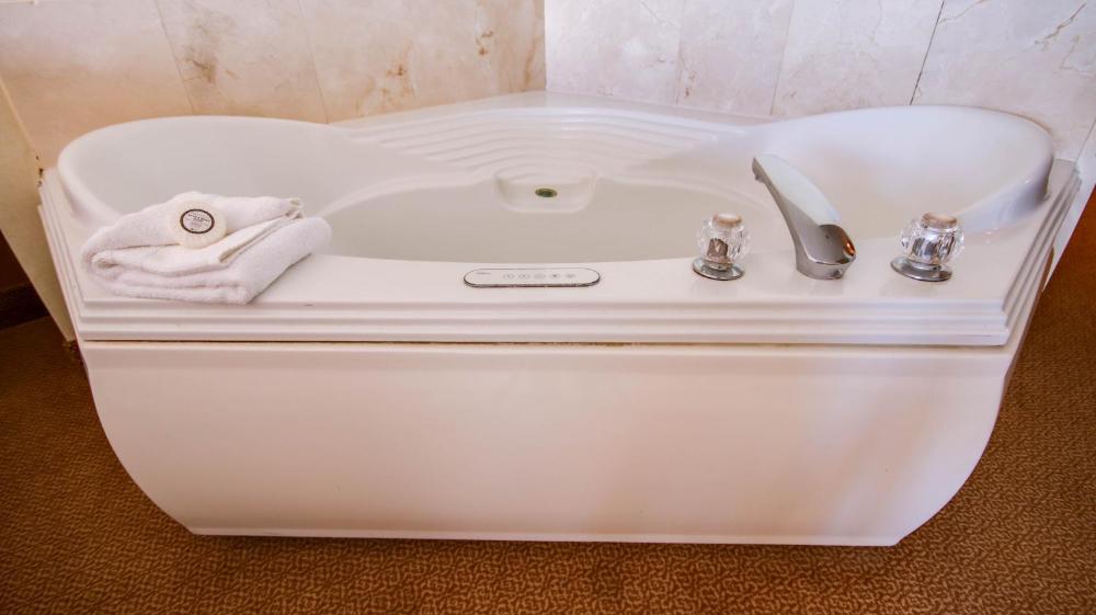 City view Jetted Tub - Non Smoking interior